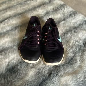 Women’s Nike Metcon 4